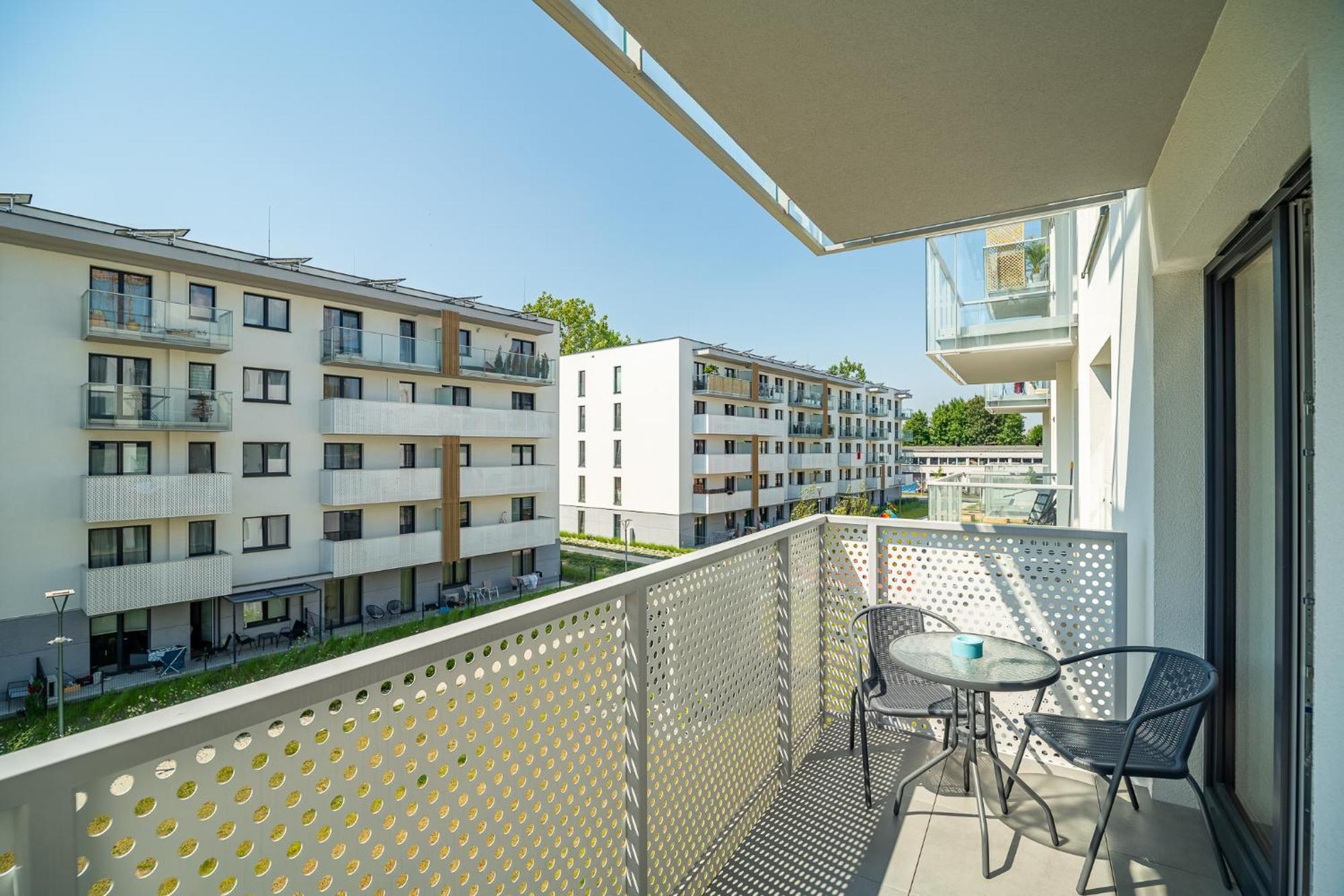 Bagry - Parking, Balcony, Workspace - By Rentujemy Appartement